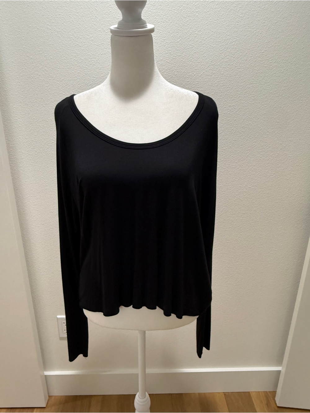 Joah Brown Long Sleeve Scoop Neck Top